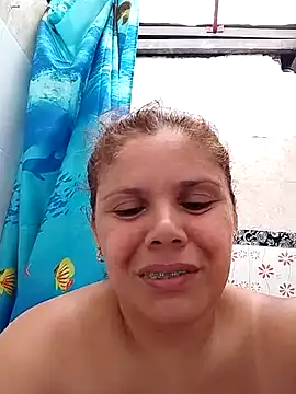Snapshot of Zafiro_MD chatting on April 2026 06:14:02 PM Zafiro MD online show from April 2026 06:14:02 PM