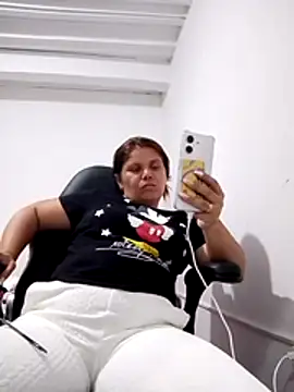 Zafiro MD online show from April 2026 12:16:02 AM