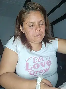 Zafiro MD online show from July 2026 01:30:01 AM