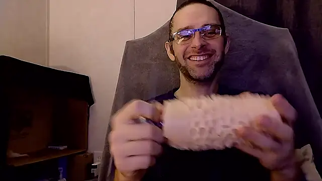 Snapshot of barebearstudio chatting on April 2026 10:11:01 AM barebearstudio online show from April 2026 10:11:01 AM