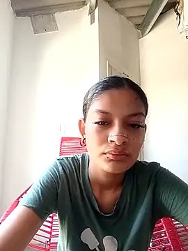 Lyra Siren online show from April 2026 04:35:02 PM