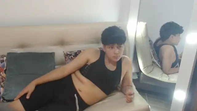 BlakeTaylor21 online show from April 2026 06:13:02 PM