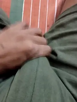 Daddy 004   online show from April 2026 02:12:01 PM