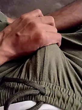 Daddy 004   online show from April 2026 12:00:01 PM