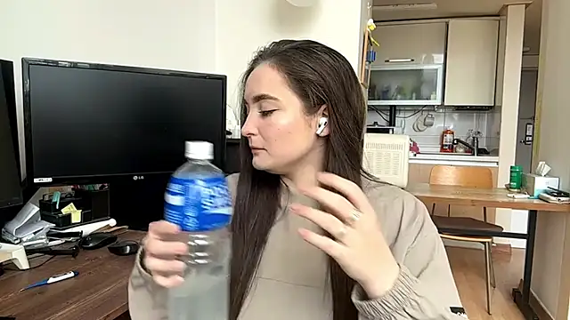 Marry Stritteded online show from April 2026 02:07:02 AM