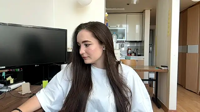 Marry Stritteded online show from April 2026 02:02:02 AM