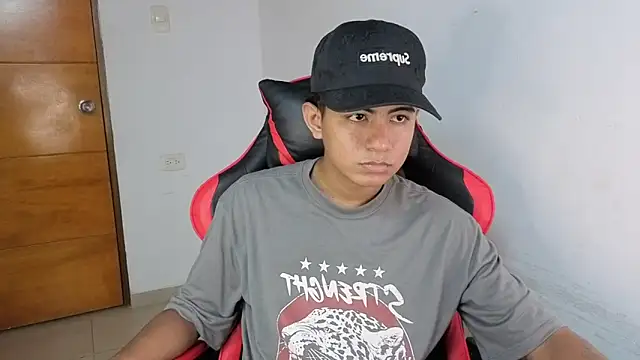 darknigthx online show from April 2026 03:52:02 AM