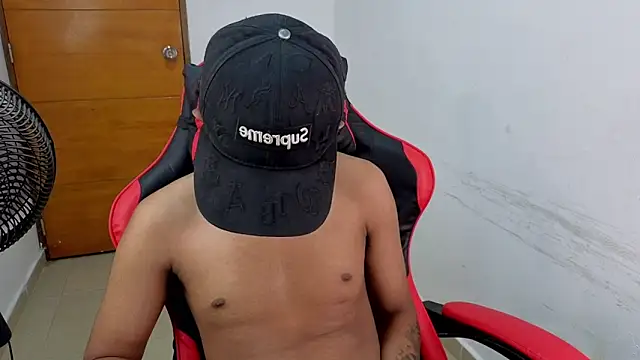 darknigthx online show from April 2026 11:53:01 PM