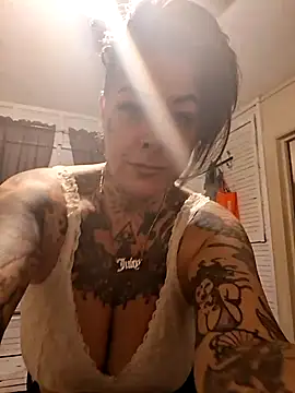 Kitty bang online show from April 2026 03:56:01 AM