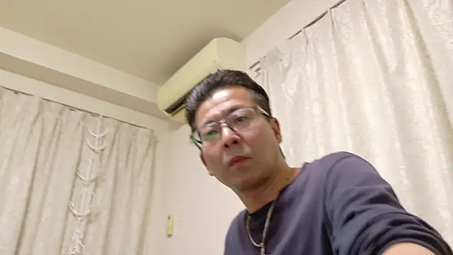 zakochin1106 online show from May 2026 12:49:01 PM