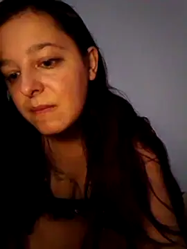 EmmaWillow online show from April 2026 11:38:02 AM