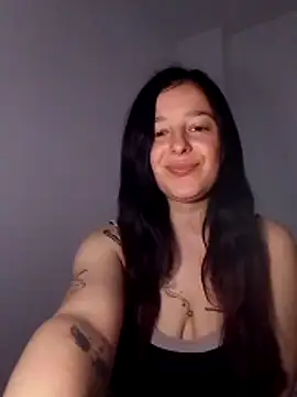 EmmaWillow online show from April 2026 10:28:02 AM