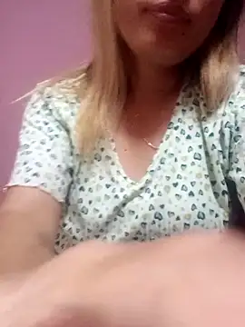 Snapshot of Bristy_BigBoobs chatting on April 2026 03:57:01 AM Bristy BigBoobs online show from April 2026 03:57:01 AM