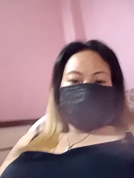 Snapshot of Bristy_BigBoobs chatting on April 2026 03:45:02 AM Bristy BigBoobs online show from April 2026 03:45:02 AM