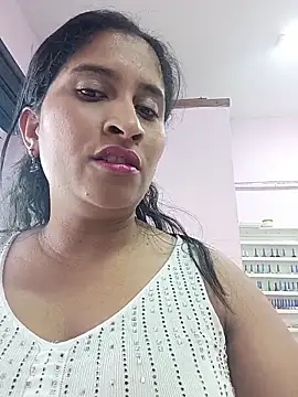 Snapshot of SofiaMendez1_ chatting on May 2026 02:37:01 PM SofiaMendez1 online show from May 2026 02:37:01 PM