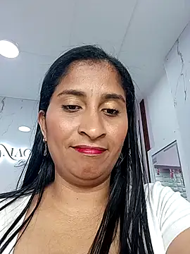 SofiaMendez1  online show from April 2026 04:19:01 PM