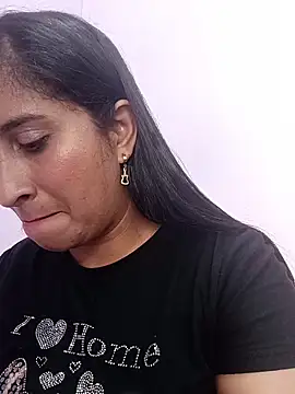 Snapshot of SofiaMendez1_ chatting on May 2026 04:04:02 PM SofiaMendez1 online show from May 2026 04:04:02 PM