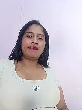 Snapshot of SofiaMendez1_ chatting on May 2026 03:21:01 PM SofiaMendez1 online show from May 2026 03:21:01 PM