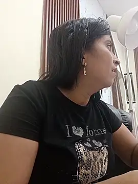 Snapshot of SofiaMendez1_ chatting on June 2026 01:23:01 PM SofiaMendez1 online show from June 2026 01:23:01 PM