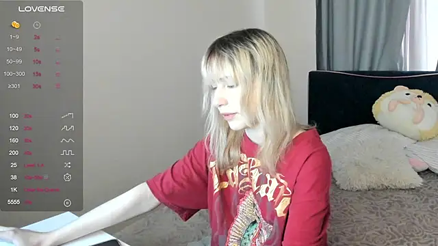 MiaKimiko online show from May 2026 01:03:01 AM