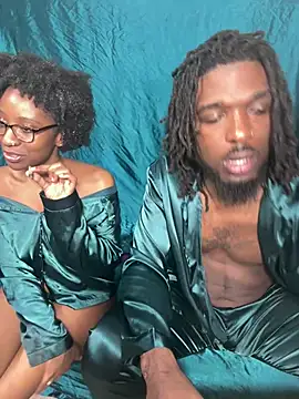 Snapshot of Fijixxxx chatting on April 2026 02:37:02 AM Fijixxxx online show from April 2026 02:37:02 AM