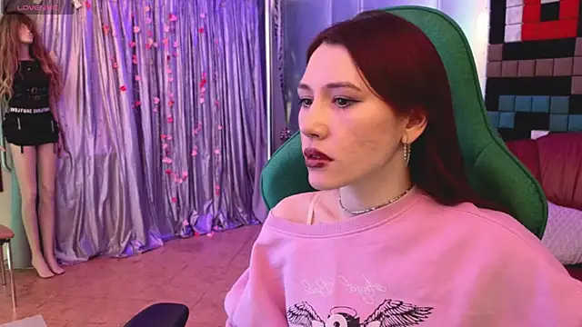 Snapshot of northern_moon chatting on April 2026 07:10:01 AM northern moon online show from April 2026 07:10:01 AM