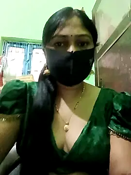 Snapshot of Pinki-girl chatting on April 2026 07:45:01 AM Pinki-girl online show from April 2026 07:45:01 AM