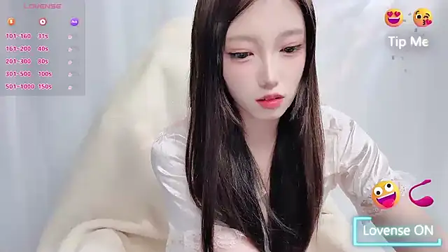 Snapshot of luckyuyu66 chatting on April 2026 01:24:01 PM luckyuyu66 online show from April 2026 01:24:01 PM