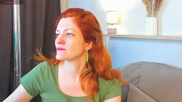 Julia Suny online show from May 2026 01:56:01 AM