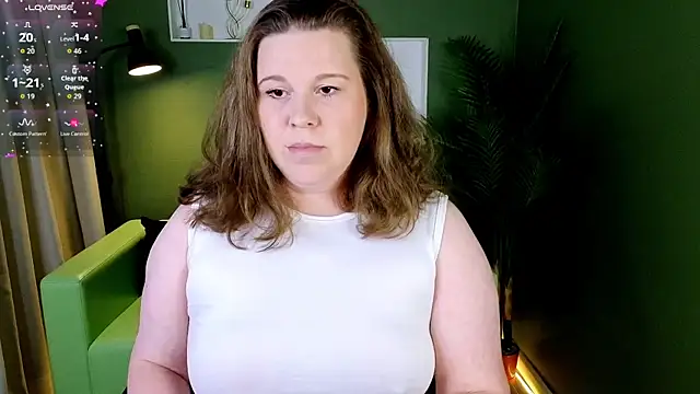 Karolisse online show from July 2026 03:41:02 PM