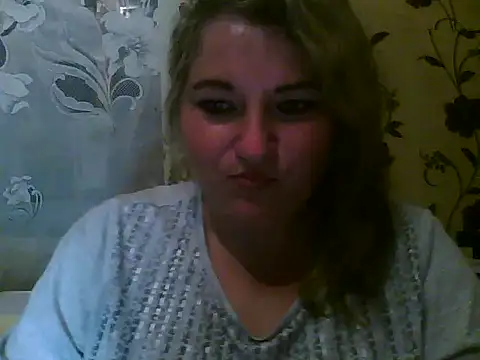 Snapshot of Xuliganka86 chatting on April 2026 04:57:02 PM Xuliganka86 online show from April 2026 04:57:02 PM