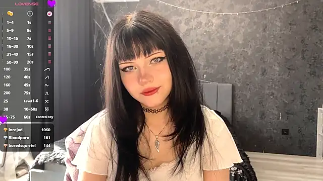 EmilyEmbears online show from May 2026 06:44:02 AM