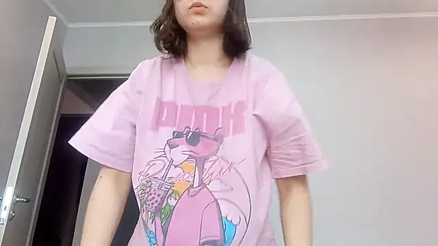 LezlieEllegood online show from April 2026 03:24:01 AM