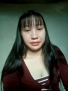 lucynguyen2 online show from April 2026 05:54:01 AM