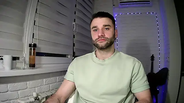 DaddySlava online show from April 2026 06:26:01 PM