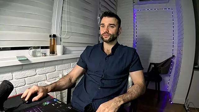 DaddySlava online show from April 2026 06:01:01 PM