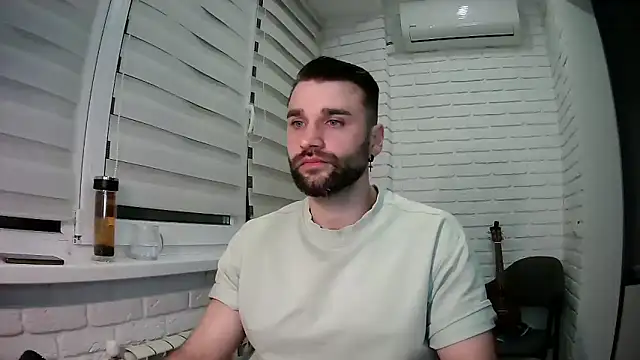 DaddySlava online show from April 2026 06:10:02 PM