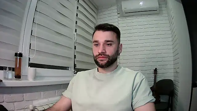 DaddySlava online show from April 2026 06:09:01 PM