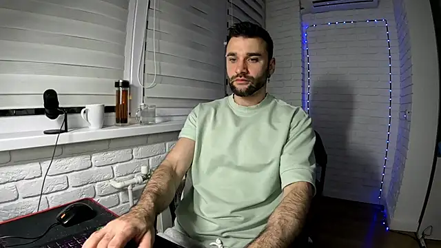 Snapshot of DaddySlava chatting on April 2026 06:55:02 PM DaddySlava online show from April 2026 06:55:02 PM