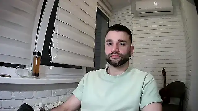 DaddySlava online show from April 2026 05:08:02 PM