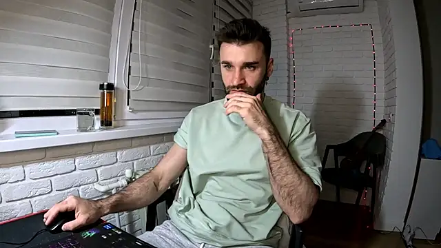 DaddySlava online show from April 2026 08:53:02 PM