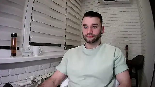 DaddySlava online show from April 2026 06:03:01 PM