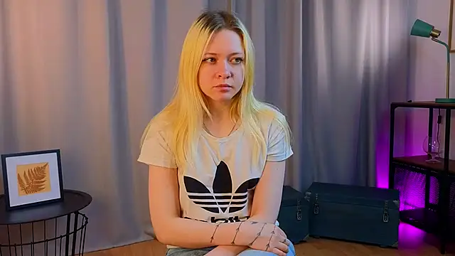 OliviaCaffery online show from April 2026 03:16:01 PM