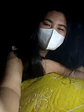 Alicee 001 online show from April 2026 04:19:01 PM