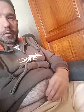 olivaissul online show from April 2026 01:47:01 PM