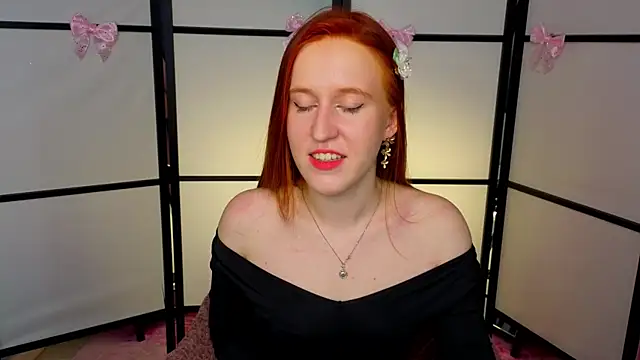 Snapshot of EvaBellea chatting on May 2026 01:47:02 PM EvaBellea online show from May 2026 01:47:02 PM