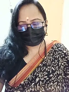 monisha cam online show from May 2026 02:04:02 PM