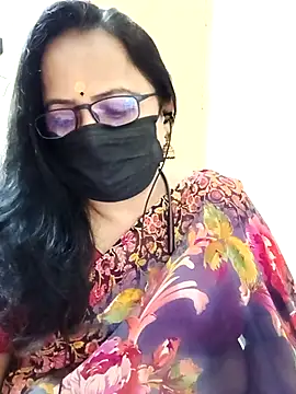 monisha cam online show from April 2026 05:36:02 PM