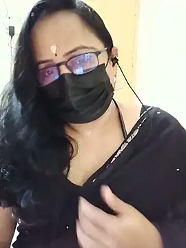 monisha cam online show from May 2026 06:18:01 PM