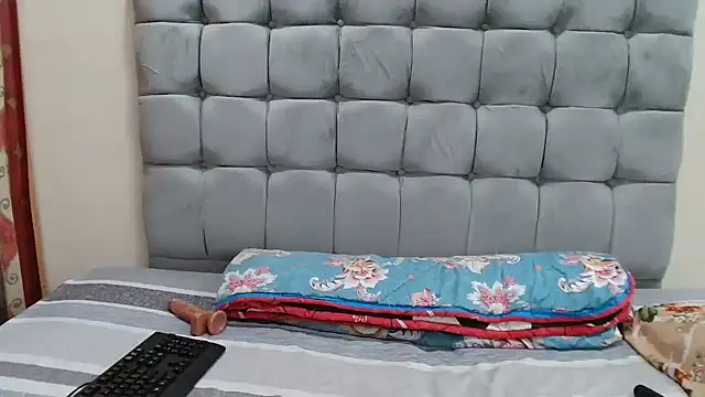 SexiestChoc online show from April 2026 06:15:02 PM